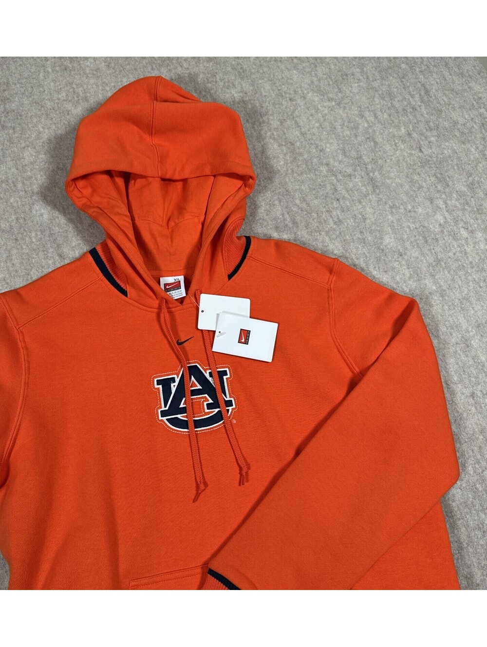 NIKE Auburn Tigers Hoodie Women’s XL Orange Pullover Center Swoosh